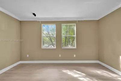 100 Jacaranda Country Club Dr #203, Plantation, FL 33324 - Photo 13