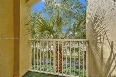 100 Jacaranda Country Club Dr #203, Plantation, FL 33324 - Photo 31
