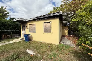 1865 NW 70th St, Miami, FL 33147 - Photo 3
