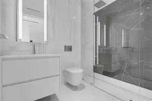 300 Biscayne Blvd Way, Miami, FL 33131 - Photo 21