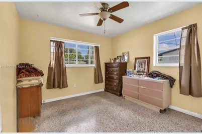 17210 NW 47th Ave, Miami Gardens, FL 33055 - Photo 15