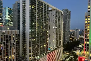 68 SE 6th St, Miami, FL 33131 - Photo 17