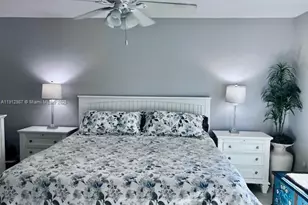 14630 S Beckley Square, Davie, FL 33325 - Photo 9