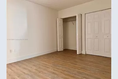 1155 Brickell Bay Dr #510, Miami, FL 33131 - Photo 7