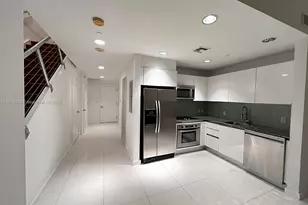 1060 Brickell Ave, Miami, FL 33131 - Photo 9