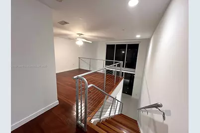 1060 Brickell Ave #1007, Miami, FL 33131 - Photo 5