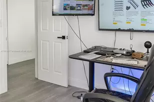 15309 SW 183rd Terrace, Miami, FL 33187 - Photo 21