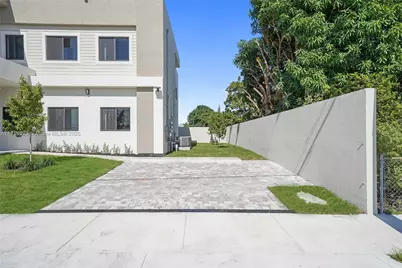 4303 E 8th Ct #C, Hialeah, FL 33013 - Photo 21