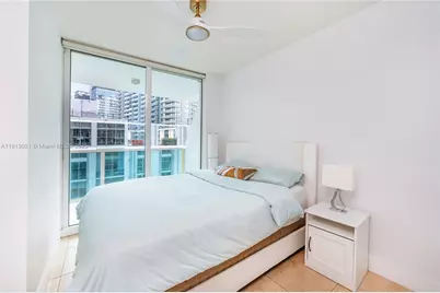 41 SE 5th St #1508, Miami, FL 33131 - Photo 11