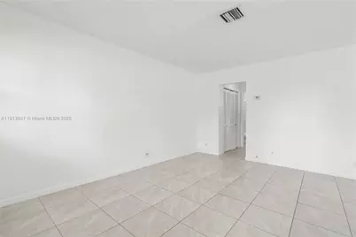 856 SW 10th St #1, Hallandale Beach, FL 33009 - Photo 11