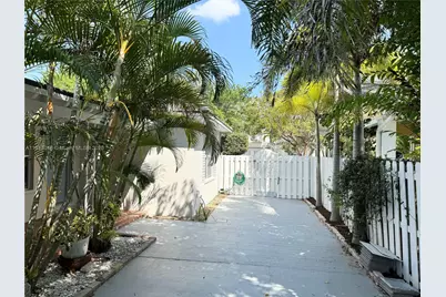 301 NE 15th Ave #1, Fort Lauderdale, FL 33301 - Photo 9