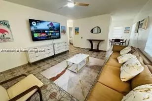 650 Pennsylvania Ave, Miami Beach, FL 33139 - Photo 1