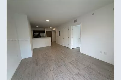 1801 SW 32nd Ave #504, Miami, FL 33145 - Photo 9
