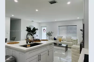 9645 SW 10th Ter, Miami, FL 33174 - Photo 13