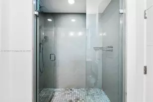 704 NE 5th St, Fort Lauderdale, FL 33301 - Photo 7