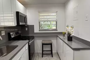 3490 Foxcroft Rd, Miramar, FL 33025 - Photo 25