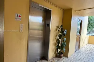 3490 Foxcroft Rd, Miramar, FL 33025 - Photo 5