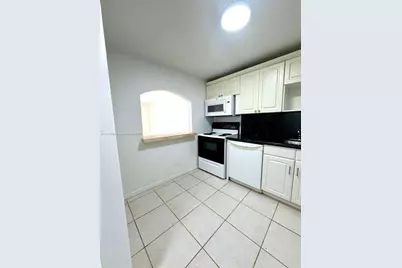 13499 Biscayne Blvd #504, North Miami, FL 33181 - Photo 7