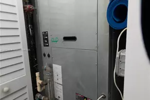 151 SE 1st St, Miami, FL 33131 - Photo 43