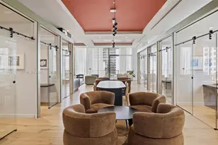 11 NE 6th St, Miami, FL 33132 - Photo 33