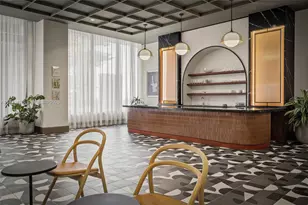 11 NE 6th St, Miami, FL 33132 - Photo 31