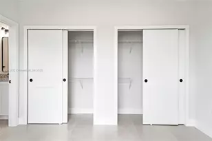 4307 E 8th Ct, Hialeah, FL 33013 - Photo 19