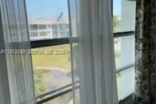 8460 Sunrise Lakes Blvd, Sunrise, FL 33322 - Photo 15