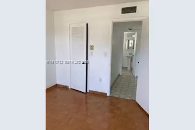 8460 Sunrise Lakes Blvd #308, Sunrise, FL 33322 - Photo 11