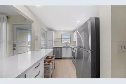 810 SE 7th St #306, Deerfield Beach, FL 33441 - Photo 13