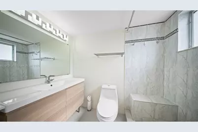 810 SE 7th St #306, Deerfield Beach, FL 33441 - Photo 27