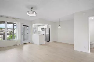 810 SE 7th St, Deerfield Beach, FL 33441 - Photo 11