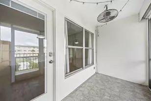 810 SE 7th St, Deerfield Beach, FL 33441 - Photo 3