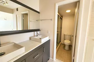 2025 NE 164th St, North Miami Beach, FL 33162 - Photo 23