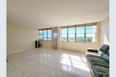 2025 NE 164th St #503, North Miami Beach, FL 33162 - Photo 9