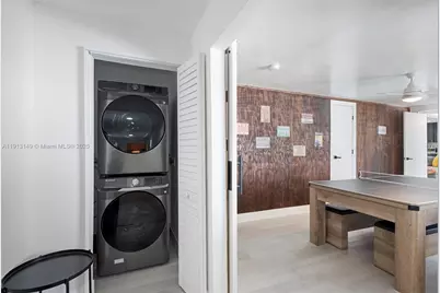 1115 N 13th Ter, Hollywood, FL 33019 - Photo 27