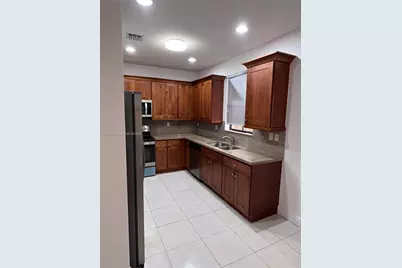 9801 NW 9th St #9801, Miami, FL 33172 - Photo 5
