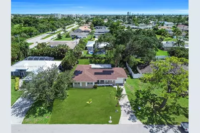 246 SE 44th St, Cape Coral, FL 33904 - Photo 39