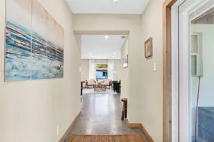 1012 NE 2nd St, Hallandale Beach, FL 33009 - Photo 33