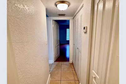 5201 Geneva Way #307, Doral, FL 33166 - Photo 9