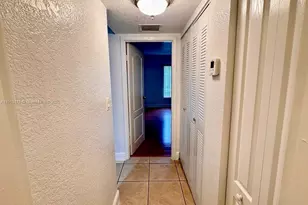 5201 Geneva Way, Doral, FL 33166 - Photo 9