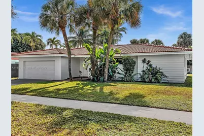 6360 Simmons St, Miami Lakes, FL 33014 - Photo 3