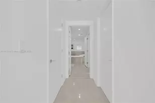 17001 Collins Ave, Sunny Isles Beach, FL 33160 - Photo 21