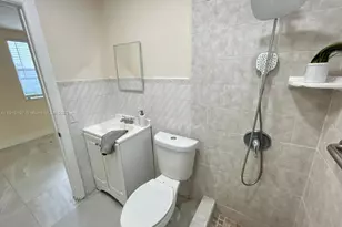 610 E 8th Ave, Hialeah, FL 33010 - Photo 53