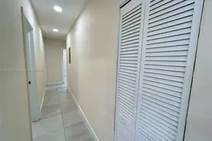 610 E 8th Ave, Hialeah, FL 33010 - Photo 19