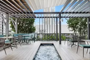 159 NE 6th St, Miami, FL 33132 - Photo 23