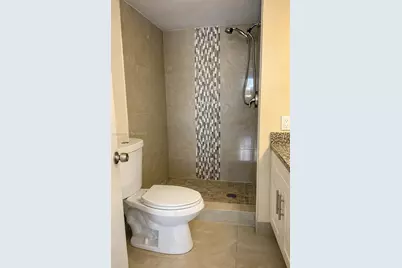 8901 Sunrise Lakes Blvd #204, Sunrise, FL 33322 - Photo 17