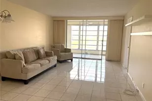 8901 Sunrise Lakes Blvd, Sunrise, FL 33322 - Photo 9