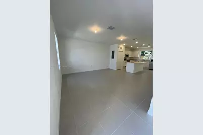 1066 SE 2nd Ter #1066, Florida City, FL 33034 - Photo 3