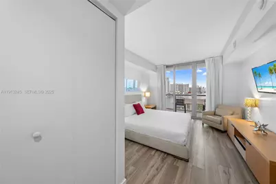 2602 E Hallandale Beach Blvd #R703, Hallandale Beach, FL 33009 - Photo 25