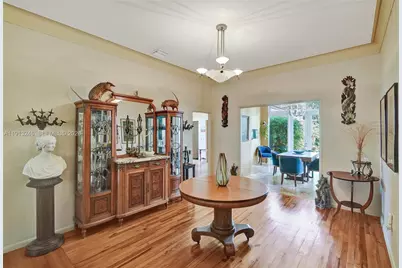 1335 Lenox Ave, Miami Beach, FL 33139 - Photo 15